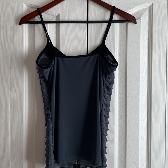 NWT RICKI’S Ruffled Blouse - Picture 3 of 6